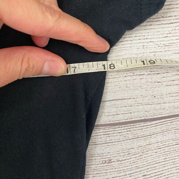 Gildan softstyle What the Elf Graphic print shortsleeve Crewneck black top sz L - Picture 9 of 10